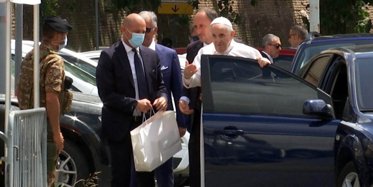 Pope Francis returns home after successful surgery