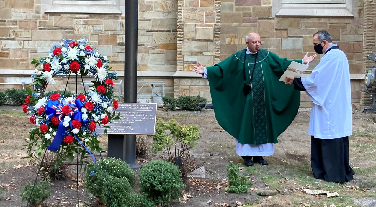 Annual wreath ceremony recalls courage, heroism of 9/11 first responders 