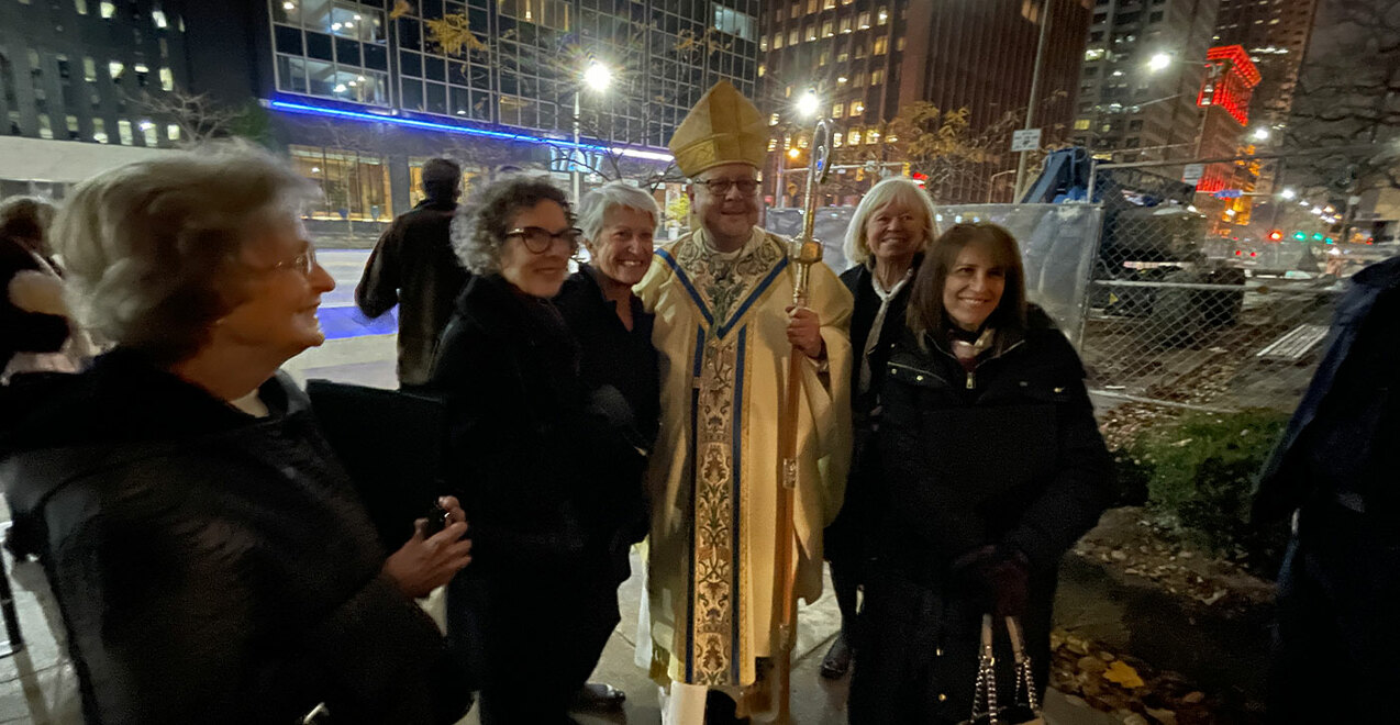 First diocesan young adult Mass focuses on Jesus, redeemer and king