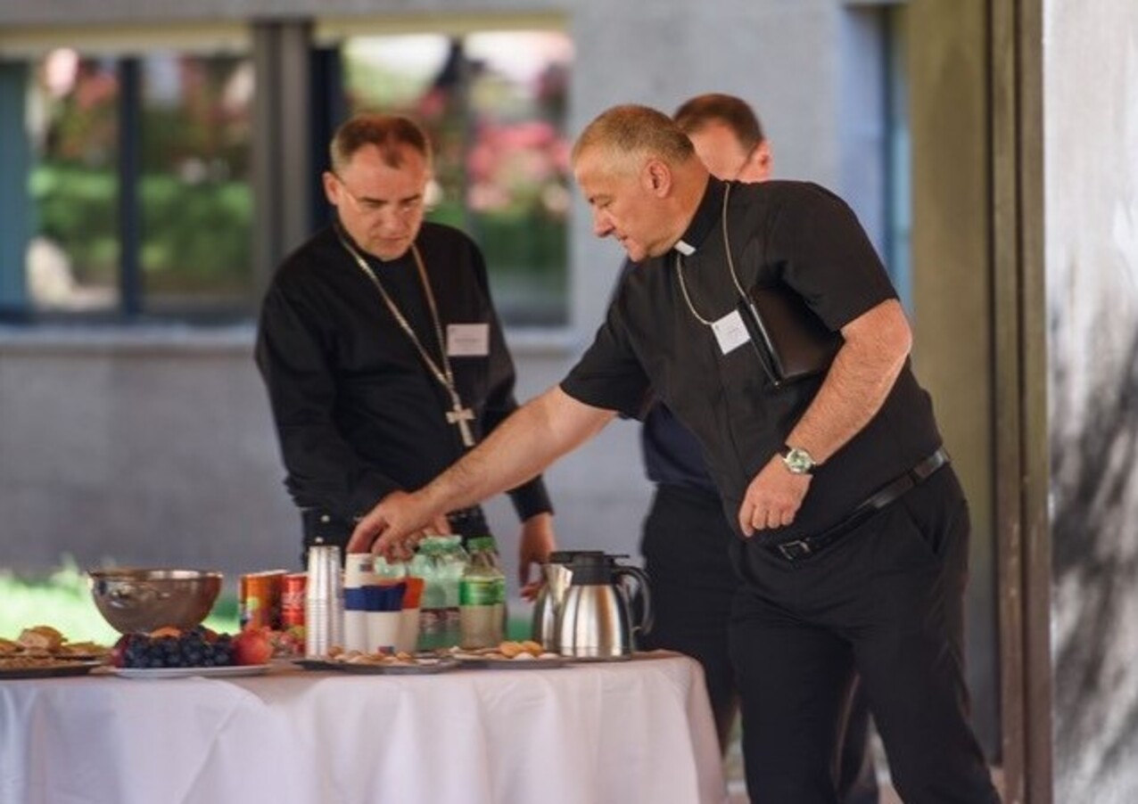 Day 3: ‘Bishop School’ focuses on family and universal fraternity