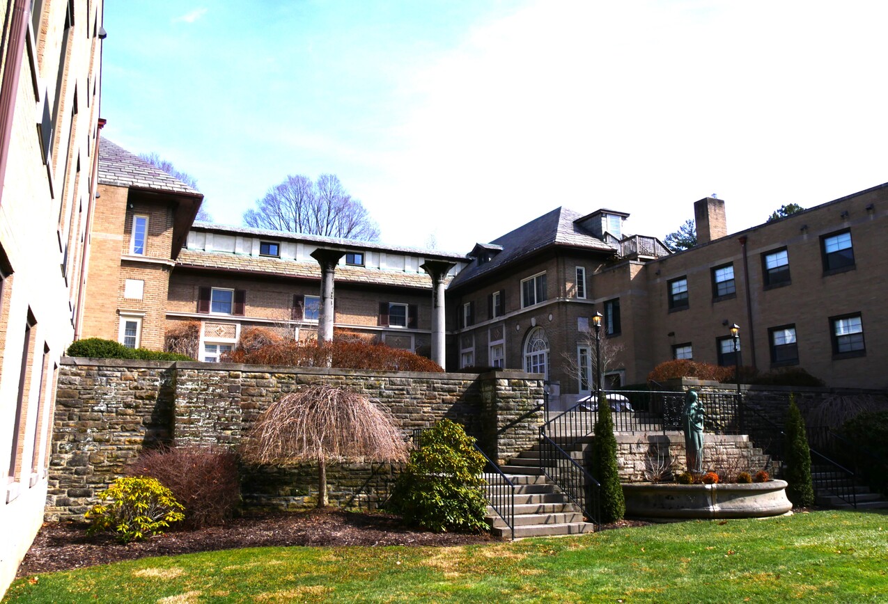 Dominican Sisters complete sale of Our Lady of the Elms motherhouse 