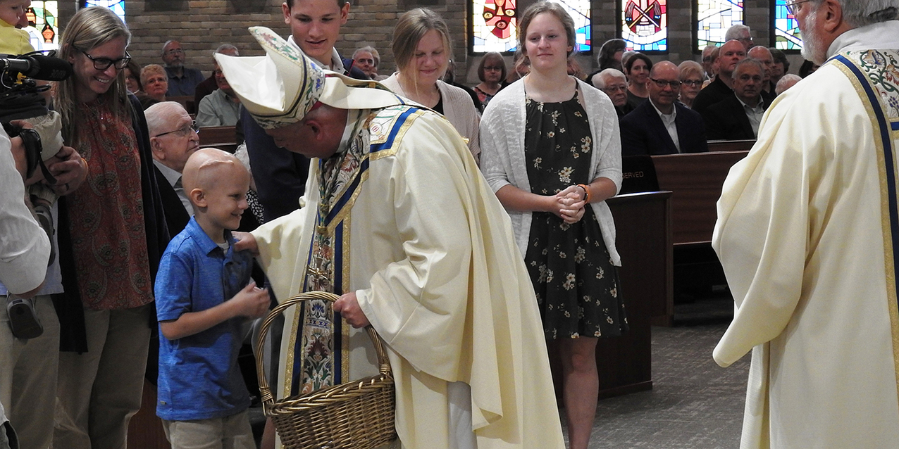 Bishop Perez dedicates new worship space, altar at St. Ambrose Parish