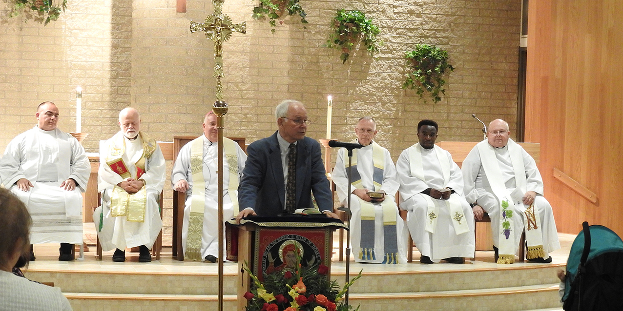 Diocesan Neocatechumenal communities gather for prayer, fellowship