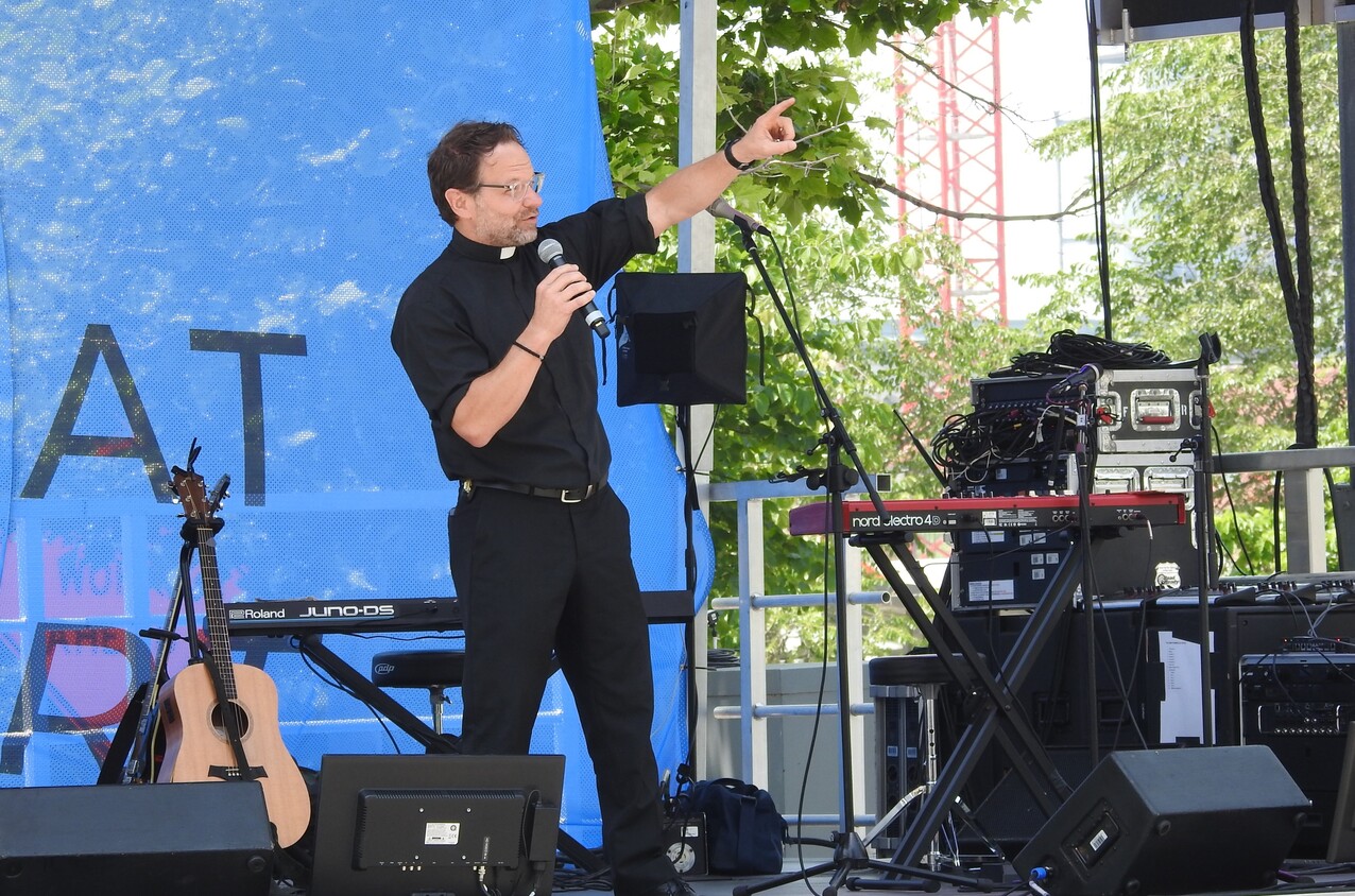 ‘Return to God in Prayer and Action’ is bishop’s message to Prayer at the Heart