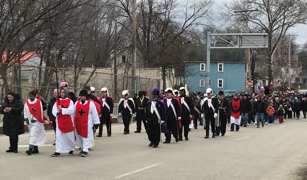 Station church pilgrimage, Carpets of Holy Week, Good Friday procession enhance Holy Week experience