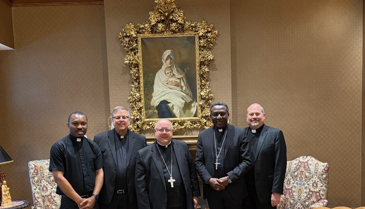 Nigerian bishop visits  priest from his diocese who ministers in Cleveland