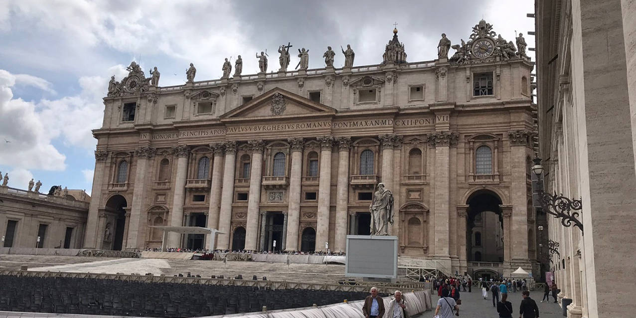 Bishop Perez, contingent of diocesan clergy make pilgrimage to Rome