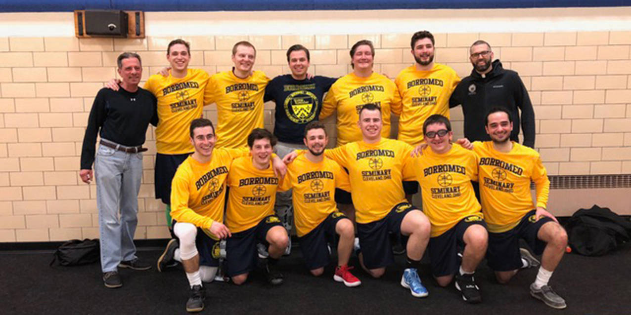 Cleveland diocesan seminaries compete in inter-seminary basketball tournament